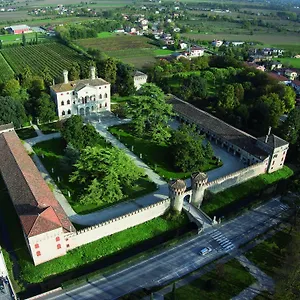 Летний дом Castello Di, Ронкаде